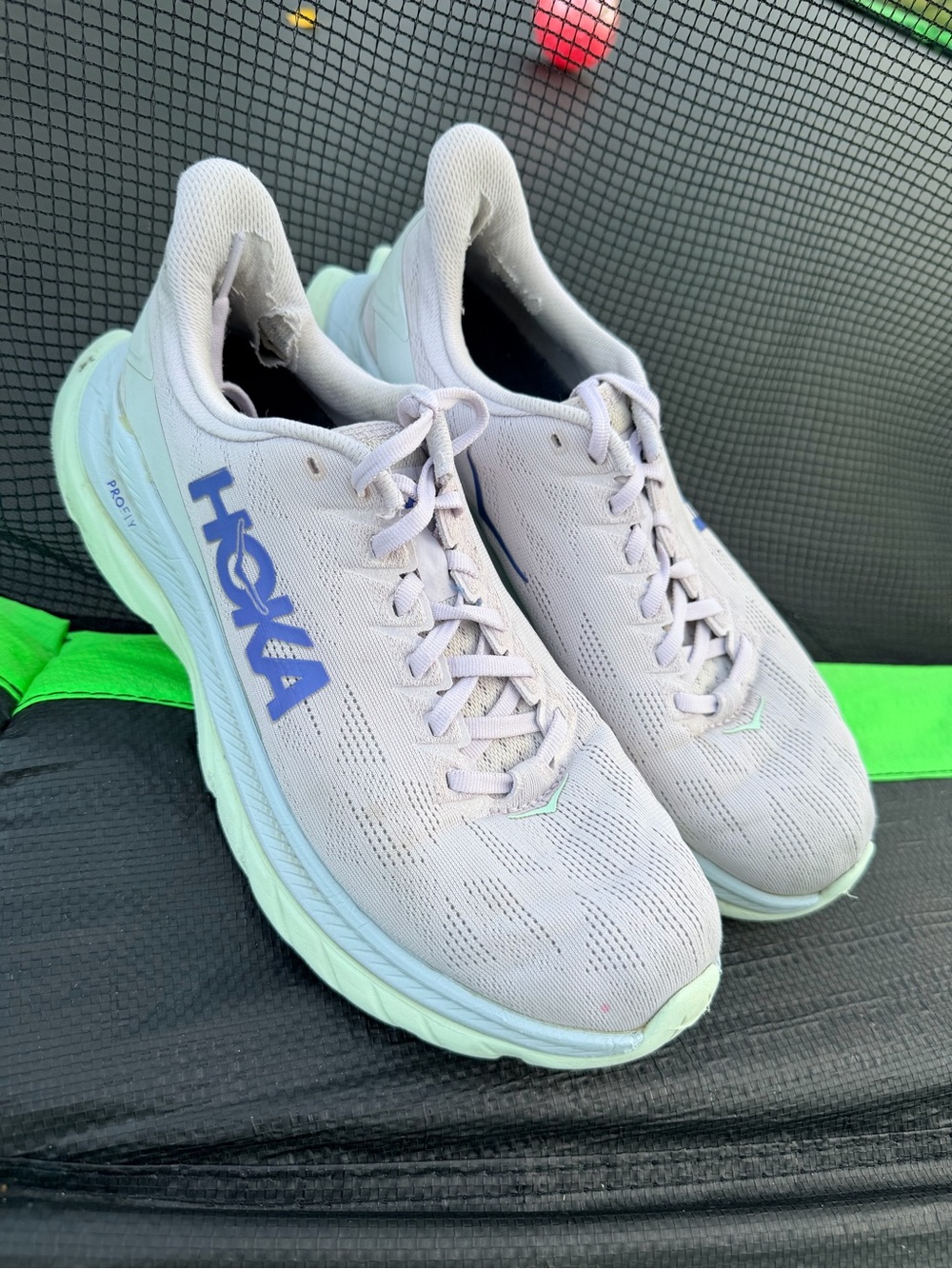 Hoka Men's Light Lavender Athletic Running Shoes